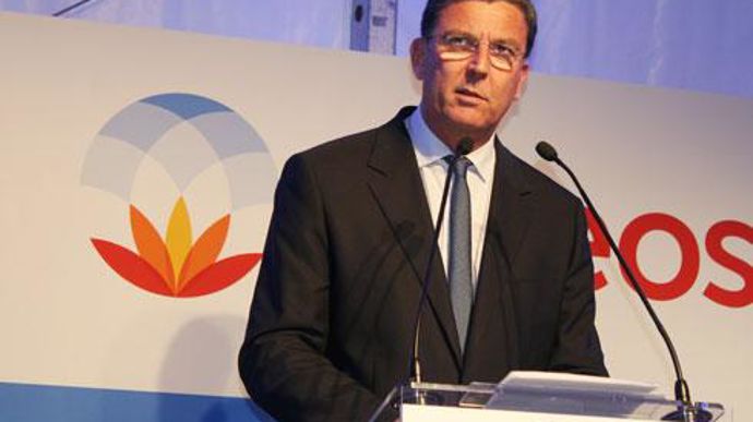 François Leroux, président du conseil de surveillance de Tereos, affichait sa satisfaction après les trois assemblées de région. Cela étant dit, l'idée de convoquer une AG « ordinaire réunie extraordinairement », demandée par l'ADCT et par Henri Nallet, du HCCA, fait son chemin. © B. CAILLIEZ François Leroux, président du conseil de surveillance de Tereos, affichait sa satisfaction après les trois assemblées de région. Cela étant dit, l'idée de convoquer une AG « ordinaire réunie extraordinairem