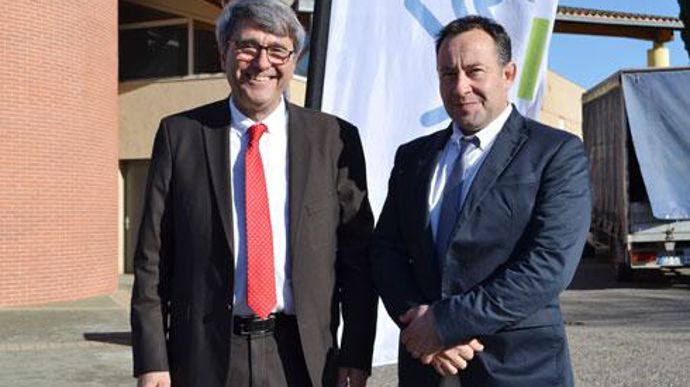 Patrick Desangles, directeur général de Val de Gascogne (à g.) et Cédric Carpène, le prési­dent, ont animé leur assemblée générale sous le signe de la communication positive à destination des consommateurs. © F. JACQUEMOUD Patrick Desangles, directeur général de Val de Gascogne (à g.) et Cédric Carpène, le prési­dent, ont animé leur assemblée générale sous le signe de la communication positive à destination des consommateurs. © F. JACQUEMOUD