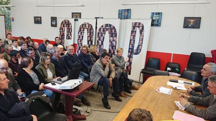 L'assemble générale de Fermes de Figeac, le 13 décembre, a été l'occasion de présenter le nouveau­ statut de SAS que la coop adoptera dans un an. © FERMES DE FIGEAC L'assemble générale de Fermes de Figeac, le 13 décembre, a été l'occasion de présenter le nouveau­ statut de SAS que la coop adoptera dans un an. © FERMES DE FIGEAC