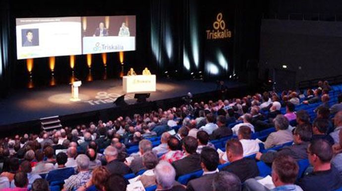 Environ 400 personnes ont assisté à l'assemblée générale plénière de la coopérative, à Saint-Brieuc (Côtes-d'Armor). © Triskalia Environ 400 personnes ont assisté à l'assemblée générale plénière de la coopérative, à Saint-Brieuc (Côtes-d'Armor). © Triskalia