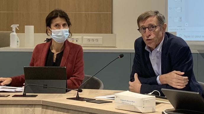 Florence Pradier, directrice générale, et Dominique Chargé, président de La Coopération agricole, lors de la conférence de presse de rentrée de l’organisation, mercredi 29 septembre, à Paris. © R. FOURREAUX