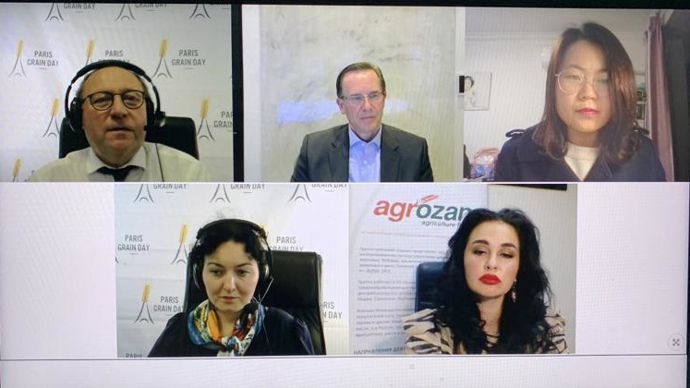 En vidéoconférence avec notamment Michel Portier (à g.), directeur du Paris Grain Day et d’Agritel, Dan Basse (au centre), président du cabinet américain AgResource, a évoqué un marché qui se dirigeait vers des prix du soja entre 15 et 17 dollars le boisseau.