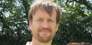 Olivier Leray reprend les mesures de pousse d’herbe dans les prairies mais en respectant un dispositif rigoureux. Olivier Leray reprend les mesures de pousse d’herbe dans les prairies mais en respectant un dispositif rigoureux.
