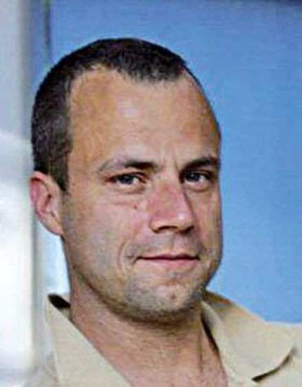 GRÉGOIRE KUNTZ, VÉTÉRINAIRE EN BRETAGNE GRÉGOIRE KUNTZ, VÉTÉRINAIRE EN BRETAGNE