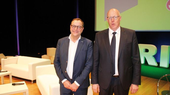 Jean-François Gaffet, président de Noriap (à dr.), au côté de Francis Hennebert, président de La Flandre.B. CAILLIEZ