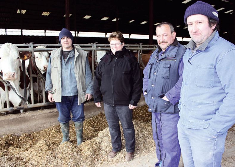 De gauche à droite : Nicolas le salarié, Agnès, Armand et Jean Dufour, les trois associés.PHOTOS : © A.B. De gauche à droite : Nicolas le salarié, Agnès, Armand et Jean Dufour, les trois associés.PHOTOS : © A.B.
