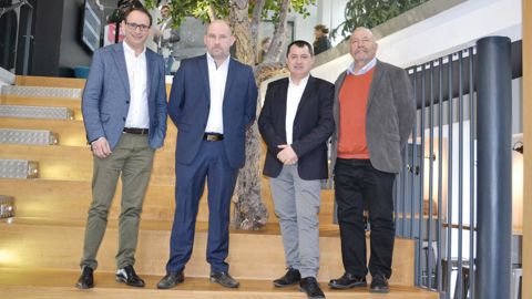 Le nouveau président, Jean-François Naudi (2e à g.), travaille avec trois présidents délégués, Edouard Cavalier (pôle agricole), Pascal Levade (pôle agroalimentaire) et Michel Pontier (pôle distribution).F. JACQUEMOUD