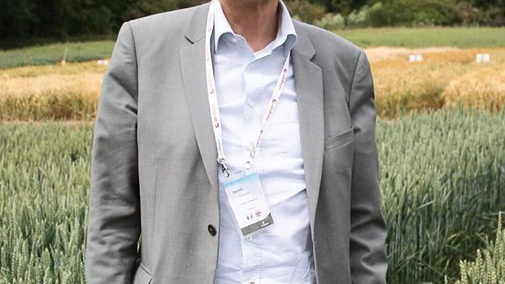 Daniel Chéron, DG : « Notre vision est un équilibre, un tiers en semences grandes cultures, un tiers en semences potagères et un tiers dans la transformation des céréales, pour le CA du groupe. »B. CAILLIEZ