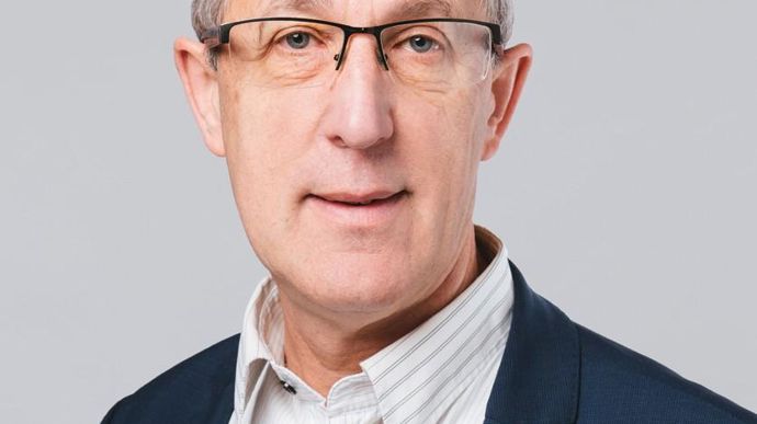       Étienne Regost (ex-Advitam) en assure la direction générale. 
M. ENGELEN