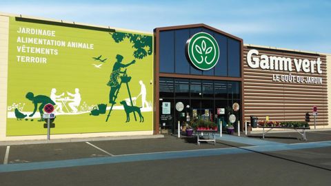 Axéréal et Terrena devraient vendre tous leurs magasins Gamm vert afin de se recentrer sur leurs métiers agricoles. Axéréal et Terrena devraient vendre tous leurs magasins Gamm vert afin de se recentrer sur leurs métiers agricoles.
