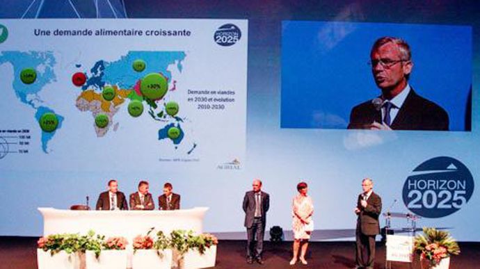 Internationalisation, mutation du travail, amplification de la tendance « bien-être alimentaire »... Le plan stratégique « Horizon 2025 » s'inscrit dans la continuité de l'entreprise avec un effort déployé surtout pour faire évoluer la culture d'entreprise. © A. DUFUMIER Internationalisation, mutation du travail, amplification de la tendance « bien-être alimentaire »... Le plan stratégique « Horizon 2025 » s'inscrit dans la continuité de l'entreprise avec un effort déployé surtout pour faire évo