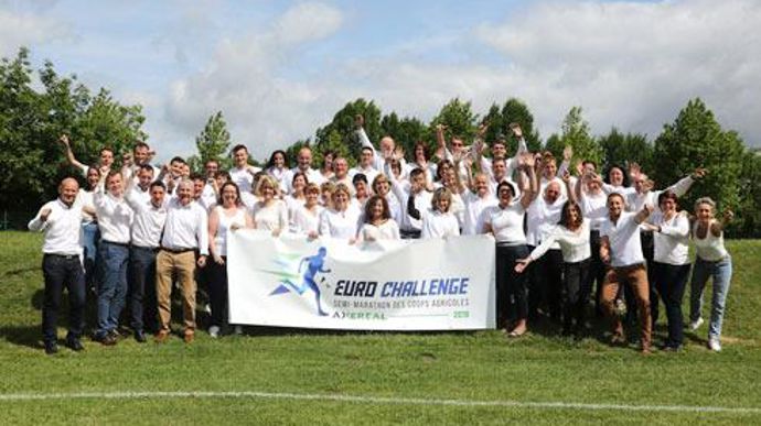 Soizante-quinze salariés d'Axéréal sont à l'oeuvre pour organiser le Semi-marathon des coopératives agricoles 2018, baptisé Euro Challenge, qui prendra place à Olivet, commune où se trouve le siège de la coopérative. Soizante-quinze salariés d'Axéréal sont à l'oeuvre pour organiser le Semi-marathon des coopératives agricoles 2018, baptisé Euro Challenge, qui prendra place à Olivet, commune où se trouve le siège de la coopérative.