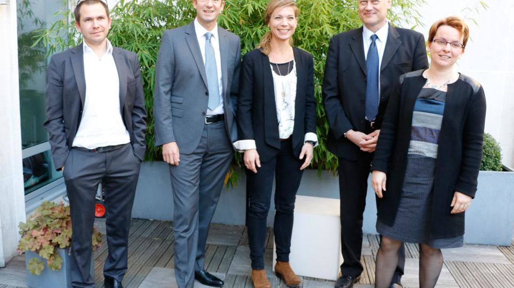 De gauche à droite, Germain Boulay, Simon Cheylan, Carine Reyniers, Philippe Gerbet, DG, et Emmanuelle Clin-Pilarski, responsable communication.M. COISNE De gauche à droite, Germain Boulay, Simon Cheylan, Carine Reyniers, Philippe Gerbet, DG, et Emmanuelle Clin-Pilarski, responsable communication.M. COISNE