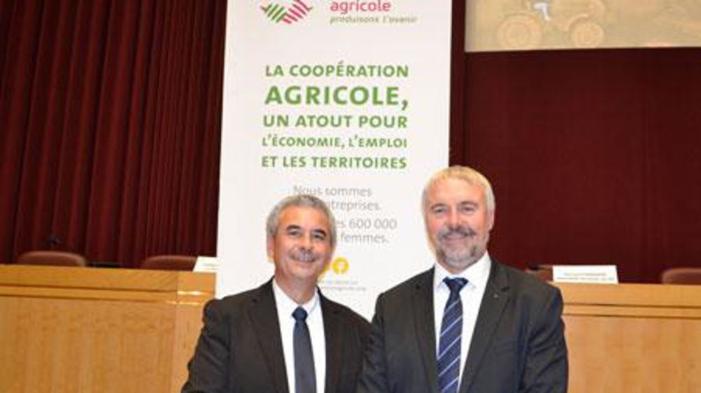 Jean-Pierre Arcoutel, président de Coop de France Midi-Pyrénées (à gauche) et Boris Calmette, son homologue de Languedoc-Roussillon, présideront ensemble la nouvelle confédération de coops des deux régions. © F. JACQUEMOUD Jean-Pierre Arcoutel, président de Coop de France Midi-Pyrénées (à gauche) et Boris Calmette, son homologue de Languedoc-Roussillon, présideront ensemble la nouvelle confédération de coops des deux régions. © F. JACQUEMOUD Jean-Pierre Arcoutel, président de Coop de France Midi-Pyrénées (à gauche) et Boris Calmette, son homologue de Languedoc-Roussillon, présideront ensemble la nouvelle confédération de coops des deux régions. © F. JACQUEMOUD Jean-Pierre Arcoutel, président de Coop de France Midi-Pyrénées (à gauche) et Boris Calmette, son homologue de Languedoc-Roussillon, présideront ensemble la nouvelle confédération de coops des deux régions. © F. JACQUEMOUD