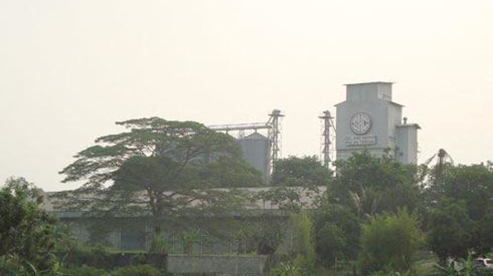 Avec le rachat du fabricant Welgro, spécialisé dans les aliments complets pour volailles (ici, son usine de Jakarta de 150 000 tonnes de capacité de production), InVivo accélère son développement en Indonésie. Avec le rachat du fabricant Welgro, spécialisé dans les aliments complets pour volailles (ici, son usine de Jakarta de 150 000 tonnes de capacité de production), InVivo accélère son développement en Indonésie.