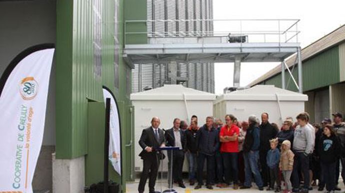 « Notre plan silos ambitionne de ne pas consommer de nouvelles terres agricoles, c'est pourquoi nous envisageons le renforcement de nos capacités sur les sites déjà existants », souligne Stéphane Carel, le directeur de la coopérative de Creully. © A. DUFUMIER « Notre plan silos ambitionne de ne pas consommer de nouvelles terres agricoles, c'est pourquoi nous envisageons le renforcement de nos capacités sur les sites déjà existants », souligne Stéphane Carel, le directeur de la coopérative de Cre