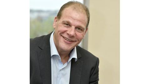 A 52 ans, Jean-Marc Schacherer reprend la direction générale de la Cac, laissée vacante depuis six mois. A 52 ans, Jean-Marc Schacherer reprend la direction générale de la Cac, laissée vacante depuis six mois.