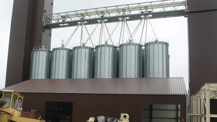 L'usine Ecovalorys, bâtie par Coop de Blé, est aujourd'hui revendue en pièces détachées. Seuls les équipements de stockage sont gardés et utilisés.F. JACQUEMOUD