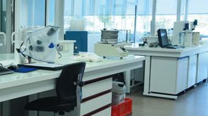 La surface du laboratoire de 600 m², dont 90 m² dédiés à la boulangerie, a été augmentée de 50 %.SCAEL