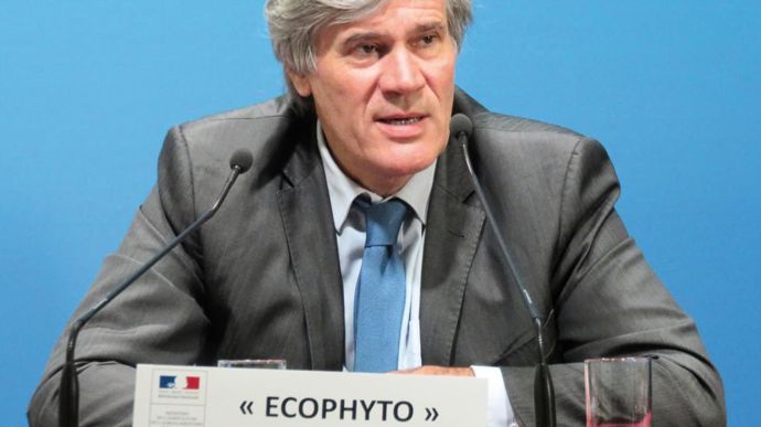 Ecophyto2 lancé. Outre les CEPP, Stéphane Le Foll a annoncé l'élargissement du réseau Dephy à 3 000 fermes, contre près de 2000 actuellement, avec l'objectif de diffuser ces bonnes pratiques auprès de 30 000 exploitations. Le développement du biocontrôle et des agroéquipements va être dopé. La mise en place d'un nouvel indicateur de suivi est aussi en cours de réflexion.M. COISNE