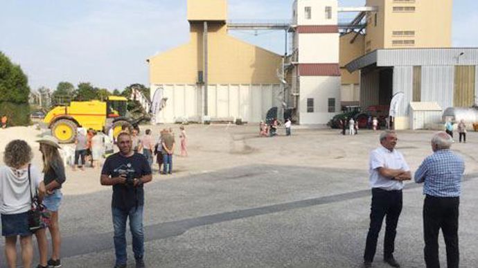 Près de 150 visiteurs ont participé aux portes ouvertes organisées par Novagrain sur son site de Sézanne­. Près de 150 visiteurs ont participé aux portes ouvertes organisées par Novagrain sur son site de Sézanne­.