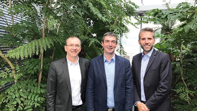 De gauche à droite, Jérome Calleau, président d'InVivo, Bertrand Hernu, président d'Unéal et Stéphane Marcel, directeur général de Smag.