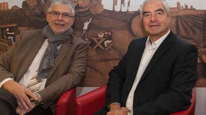 Pour le président de Coop de France Alpes Méditerranée, Joël Reynaud (à droite), et son directeur Didier Marie, la formation est un domaine d'activité stratégique tant économique que politique. © A. VALOIS Pour le président de Coop de France Alpes Méditerranée, Joël Reynaud (à droite), et son directeur Didier Marie, la formation est un domaine d'activité stratégique tant économique que politique. © A. VALOIS