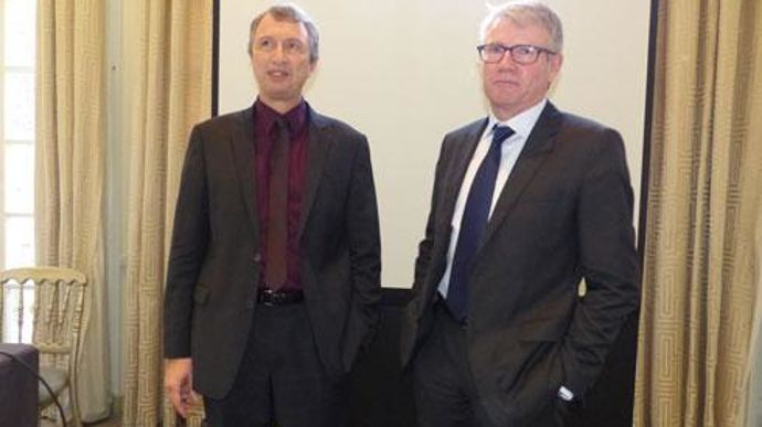 Philippe de Raynal, directeur général d'Axéréal, et Jean-François Loiseau, président, se sont félicités de l'« excellente performance » du groupe en 2014-2015. © R. FOURREAUX Philippe de Raynal, directeur général d'Axéréal, et Jean-François Loiseau, président, se sont félicités de l'« excellente performance » du groupe en 2014-2015. © R. FOURREAUX
