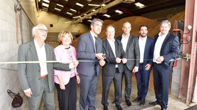 Michel Boucly, DG délégué groupe Avril, Janine Dubié, députée des Hautes-Pyrénées, Vincent Labarthe, vice-président du conseil régional d'Occitanie, Christian Pèes, président Euralis­, Arnaud Rousseau, président Avril, Clément Menet, maire de Vic-en-Bigorre, Michel Vernet, président Sojalim et DG Sanders Euralis. © O. ROBINET Michel Boucly, DG délégué groupe Avril, Janine Dubié, députée des Hautes-Pyrénées, Vincent Labarthe, vice-président du conseil régional d'Occitanie, Christian Pèes, préside