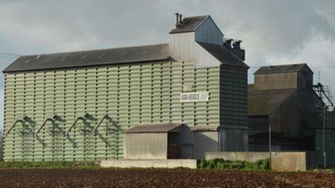 Depuis trente ans, Agri-négoce n'a cessé de se développer et collecte aujourd'hui 500 000 tonnes de grains sur 31 sites dont 23 silos. © A. RICHARD Depuis trente ans, Agri-négoce n'a cessé de se développer et collecte aujourd'hui 500 000 tonnes de grains sur 31 sites dont 23 silos. © A. RICHARD