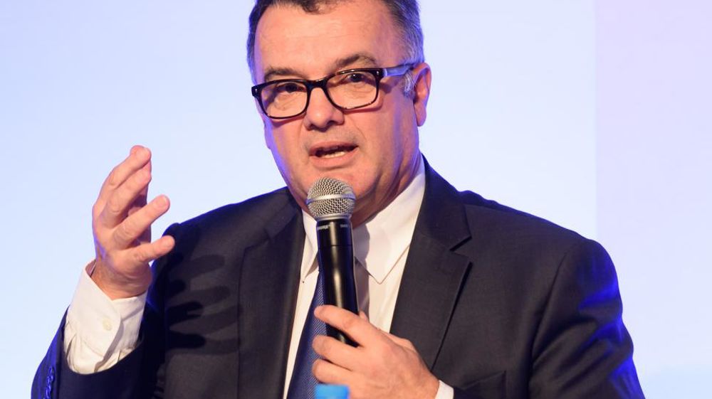 Nouveau tandem C'est donc le président de Maïsadour, Michel Prugue, seul candidat en lice pour succéder à Philippe Mangin, qui a été élu président de Coop de France, le 17 décembre dernier. Il conduira l'organisation aux côtés de Pascal Viné, délégué général, en poste depuis avril 2015, qui a mis sur pied le projet stratégique « Coop de France 2020 ».R. FOURREAUX