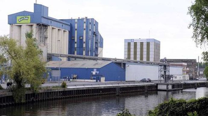 Soufflet est engagé depuis de nombreuses années dans la valorisation des protéines végétales avec les légumes secs, par exemple, en particulier depuis son usine de Valenciennes (Nord). Soufflet est engagé depuis de nombreuses années dans la valorisation des protéines végétales avec les légumes secs, par exemple, en particulier depuis son usine de Valenciennes (Nord).