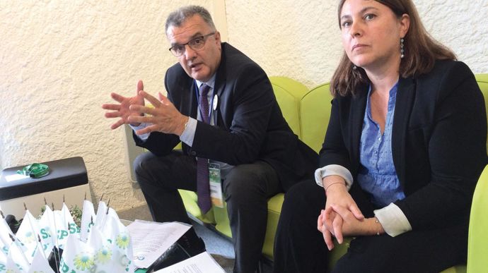 Au Space (Rennes), Michel Prugue, président de Coop de France, et Rachel Blumel, en charge du pôle agroalimentaire, ont présenté leurs mesures pour améliorer les relations commerciales avec la distribution.H. LAURANDEL