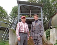 Jean Dieudonné, à gauche, et Frédéric Lefort, deux des associés du Gaec des Grands Monts. Jean Dieudonné, à gauche, et Frédéric Lefort, deux des associés du Gaec des Grands Monts.