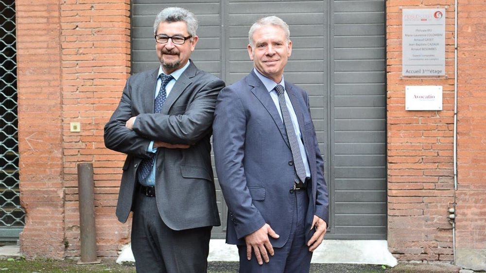 Régis Serres, président d'Arterris (à gauche) et Jacques Logié, directeur général, se sont félicités des bons résultats du groupe peu endetté (92 M€) et dont le résultat net 2014-2015 atteint 4,83 M€.F. JACQUEMOUD