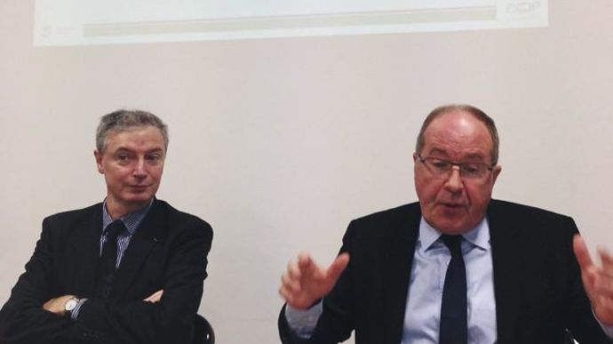Yves Le Morvan, DG délégué et Philippe Mangin, président de Coop de France, souhaitent que la coopération bénéficie des mesures d'allégement du coût du travail.H. LAURANDEL