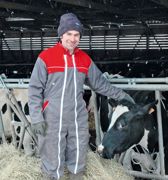 Florian Patingre, avec un système alimentaire économe, a assuré une production de 8 500 à 8 800 litres par vache ces dernières années.PHOTOS © C.R. Florian Patingre, avec un système alimentaire économe, a assuré une production de 8 500 à 8 800 litres par vache ces dernières années.PHOTOS © C.R.