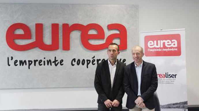 Christophe Chavot, président d'Eurea (à gauche) et Bertrand Relave, directeur général, à la présen­ta­tion de la nouvelle image du groupe à Feurs, le 20 novembre 2017. Christophe Chavot, président d'Eurea (à gauche) et Bertrand Relave, directeur général, à la présen­ta­tion de la nouvelle image du groupe à Feurs, le 20 novembre 2017.