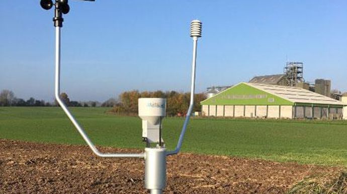 Une centaine d'agriculteurs peuvent déjà accéder aux relevés météo géolocalisés en temps réel et aux prévisions à dix jours. Une centaine d'agriculteurs peuvent déjà accéder aux relevés météo géolocalisés en temps réel et aux prévisions à dix jours.