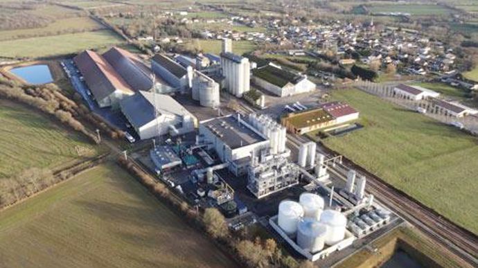 En 2018, l'usine de trituration de Chalandray qui produisait du biodiesel va également produire de l'huile alimentaire. En 2018, l'usine de trituration de Chalandray qui produisait du biodiesel va également produire de l'huile alimentaire.