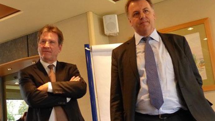 Alain Commissaire et Olivier de Bohan, directeur général et président de Cristal Union. © R. FOURREAUX Alain Commissaire et Olivier de Bohan, directeur général et président de Cristal Union. © R. FOURREAUX