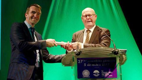  Le 1er juillet prochain, Pierre Guez transmettra la direction générale de Dijon céréales à Christophe­ Richardot. L'actuel directeur général d'Area, union d'approvisonnement prendra également les rênes d'Alliance-BFC. © A. BREHIER  Le 1er juillet prochain, Pierre Guez transmettra la direction générale de Dijon céréales à Christophe­ Richardot. L'actuel directeur général d'Area, union d'approvisonnement prendra également les rênes d'Alliance-BFC. © A. BREHIER