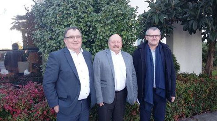 De gauche à droite, Hubert Garaud, président de Terrena, Philippe Villain, président de Terrena Poitou et Ivan Leclerc, président de la Cam. De gauche à droite, Hubert Garaud, président de Terrena, Philippe Villain, président de Terrena Poitou et Ivan Leclerc, président de la Cam.