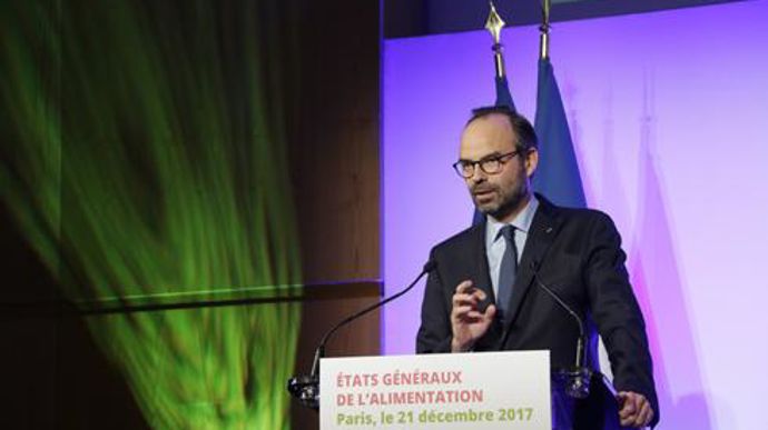 « Nous séparerons les activités de conseil et de vente des pesticides et nous modifierons la redevance pour pollutions diffuses », a déclaré Edouard Philippe en clôture des Etats généraux de l'alimentation. © R. FOURREAUX « Nous séparerons les activités de conseil et de vente des pesticides et nous modifierons la redevance pour pollutions diffuses », a déclaré Edouard Philippe en clôture des Etats généraux de l'alimentation. © R. FOURREAUX