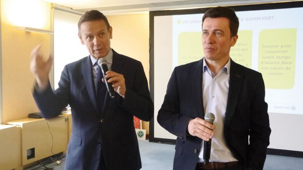 A gauche, Jean-Pierre Dassieu, DG d'InVivo Retail et Frédéric Guyot, directeur marketing et achat de Gamm vert-Delbard ont dévoilé leurs ambitions lors d'un point presse.H. LAURANDEL