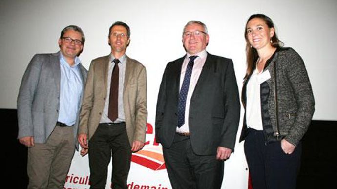 Le PDG Jean-Jacques Vaesken et son équipe composée de Pauline Morin-Vaesken, Etienne Bracquart­, DG de Vaesken, Franck Dufour, responsable technique. © B. CAILLIEZ Le PDG Jean-Jacques Vaesken et son équipe composée de Pauline Morin-Vaesken, Etienne Bracquart­, DG de Vaesken, Franck Dufour, responsable technique. © B. CAILLIEZ