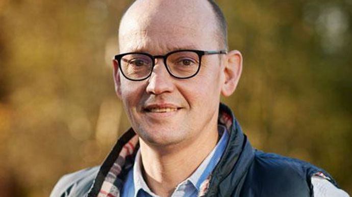 Pour Bruno Martel, président du conseil de métier lait biologique au sein du groupe, « Agrial assume pleinement la diversité des modèles d'exploitations biologiques et les accompagne du champ à l'assiet­te ». Pour Bruno Martel, président du conseil de métier lait biologique au sein du groupe, « Agrial assume pleinement la diversité des modèles d'exploitations biologiques et les accompagne du champ à l'assiet­te ».