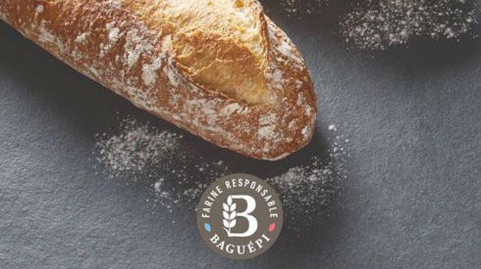 La « farine responsable », qui permettra de relancer la marque Baguépi, sera identifiée par un logo dans une grosse pastille ronde. La « farine responsable », qui permettra de relancer la marque Baguépi, sera identifiée par un logo dans une grosse pastille ronde.