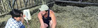 Épigénétique et colostrum. Les éleveurs qui produisent le plus de lait sont ceux qui drenchent les veaux dès la naissance pour assurer les 4 litres ingérés deux heures après la naissance. Claudius THIRIET Épigénétique et colostrum. Les éleveurs qui produisent le plus de lait sont ceux qui drenchent les veaux dès la naissance pour assurer les 4 litres ingérés deux heures après la naissance. Claudius THIRIET