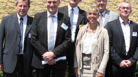 De gauche à droite, François Claude Cholat, Christophe Descréaux, Sébastien Picardat, Valérie Poncet, François Bouteille et Pierre Gay.M. COISNE